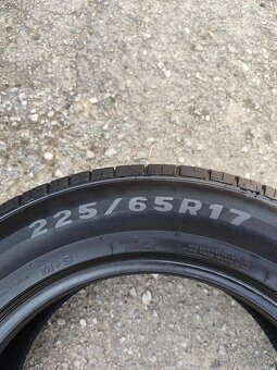 Pneu 225/65 r17 - 2
