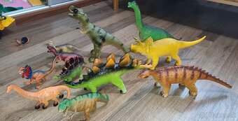 Dinosaury 11ks - 2