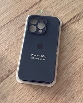 Silikonovy obal iPhone 14 pro - 2