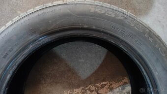 Predám sadu letnych pneu Pirelli 195/55r16 - 2