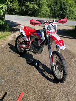 Honda crf 250r - 2