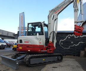 TAKEUCHI TB260 DIESEL - 2