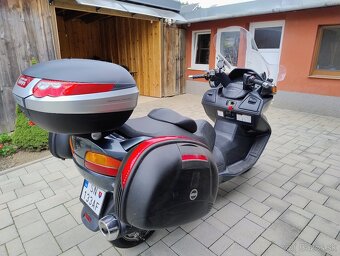 Suzuki burgman 650 - 2