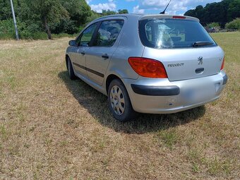 Peugeot 307 - 2