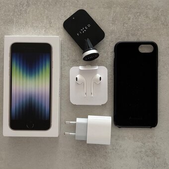 Apple iPhone SE 2022 64GB + príslušenstvo - 2