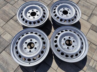 6x130 r16 plechové disky Mercedes Sprinter - 2