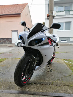 Predám Yamaha R1 Big Bang - 2