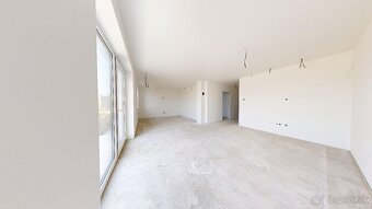 Na predaj generačné riešenie v blízkosti Hlohovca - 2