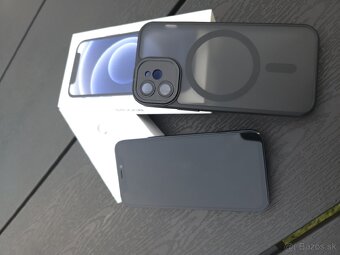 Predám Apple iPhone 12 mini, 64GB - 2