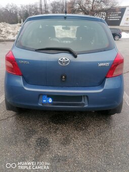 Toyota yaris - 2