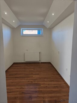 Rodinný dom Dvory nad Žitavou - 2