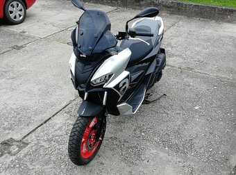 Aprilia SR GT 125 - 2