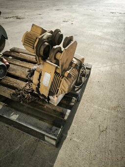 Kladkostroj  , žeriav balkancar - 2