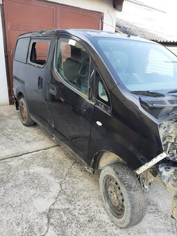 Nissan NV200 - 2