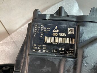 Audi A8 D4 - Lavé predné svetlo Matrix, OE 4H0941783 - 2