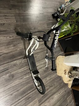 Kolobežka Yedoo Basic Three - 2