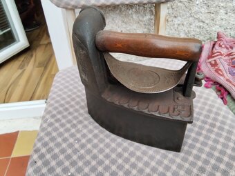 Komínova zehlicka starožitná - 2