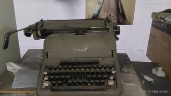 Písací stroj Consul - 2