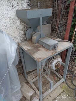 Predám Šrotovník. - 2