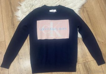 Calvin Klein sveter - 2