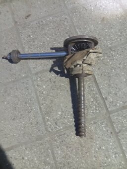 Predám tuto šnekovu prevodovku - 2