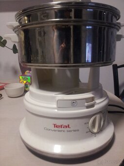 Predám elektrický parný varič - 2