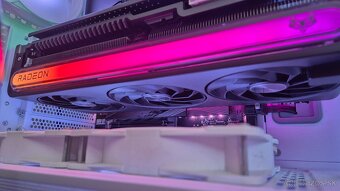 Sapphire Radeon Nitro+ Vapor-X 7900 XT - 2