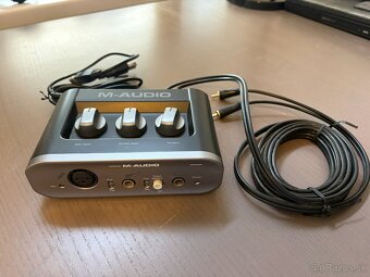 M-AUDIO Fast track - externa zvukova karta - 2