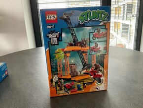 LEGO® City 60342 Žraločia kaskadérska výzva - nove - 2