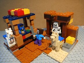 21167 LEGO Minecraft The Trading Post - 2
