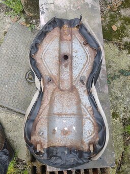 Gitarové sedadlo jawa cz - 2