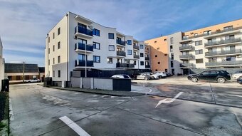 4 IZBOVÝ BYT S PODZEMNOU GARÁŽOU - NOVOSTAVBA MALACKY - 2