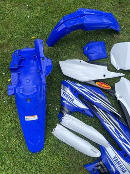 Plasty yamaha yzf - 2