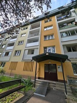 Ponúkam na prenájom 1. izbový byt s balkónom na sídlisku Záp - 2