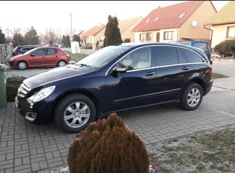 Mercedes-Benz R trieda - 2
