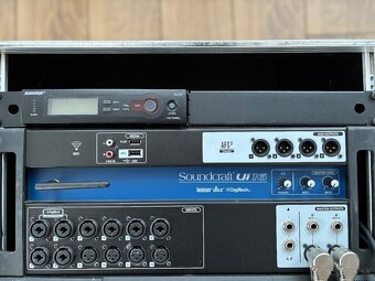 Soundcraft Ui16 - 2