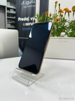 Apple iPhone Xs Max - 2