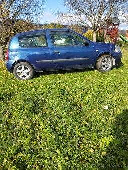 Renault clio - 2