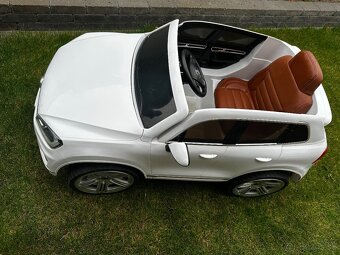 Elektricke auto VW Touareg - 2