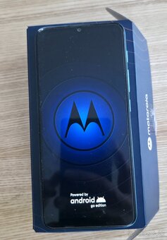 Motorola Moto e20 - 2
