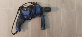 Príklepová vŕtačka - 2