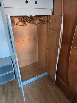 Retro skriňa a poličky - 2