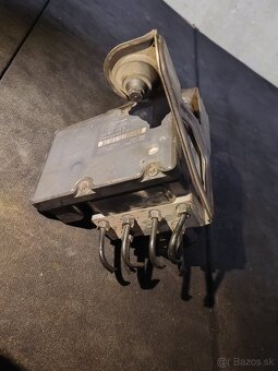 ABS kocka VW Touareg, Cayenne 7L0907379B - 2