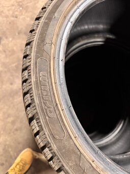 Zimne pneu 215/40 r17 - 2
