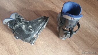 Lyže 150cm a lyžiarky 23cm a 24cm - 2