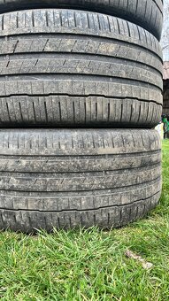 Letné 285/35 r22 - 2