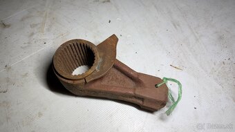 Páka hydrauliky 70118025 - 2