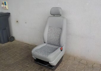 Sedadlo spolujazdca VW T5 - 2
