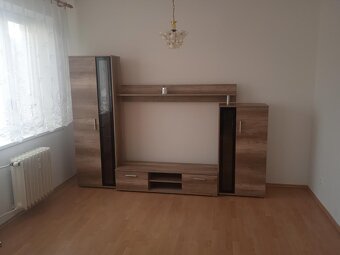 Prenájom:3 izbového bytu v KNM s balkónom. - 2