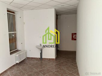 Obchodný priestor na prenájom, Žilina-centrum, 24 m2 - 2
